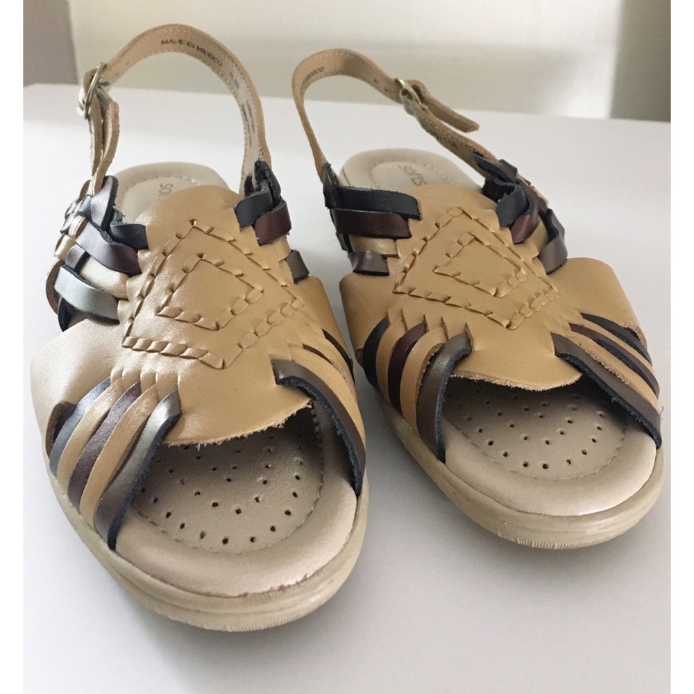 Softspots woven slingback sandal 7.5 new fit small